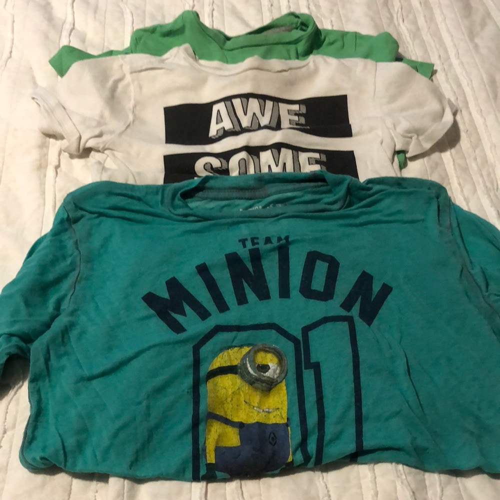 ❤️ Bundle of Shirts ❤️